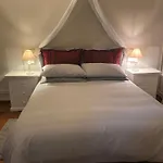 Guest House Santa Giustina Lucca Centro Storico