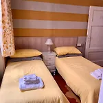 Guest House Santa Giustina Lucca Centro Storico